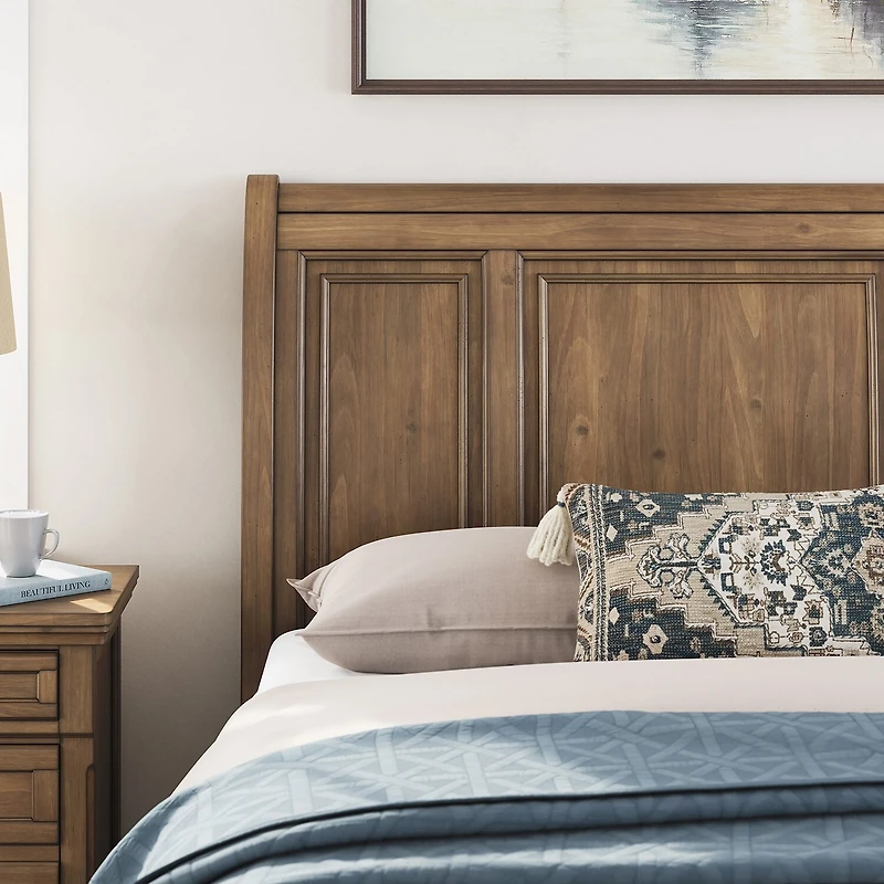 Signature Design by Ashley Grant Sleigh Bed