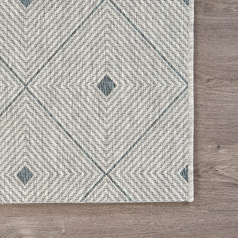 Sylvestra Minimal Diamonds Indoor Outdoor Rectangular Area Rug