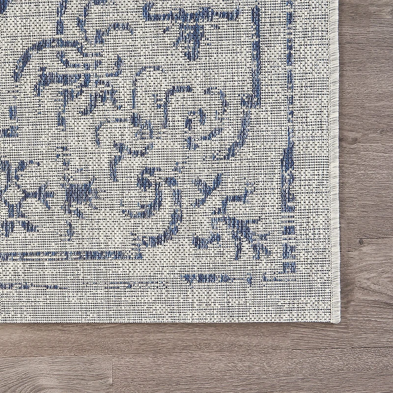 Sylvestra Medallion Blues Indoor Outdoor Rectangular Area Rug