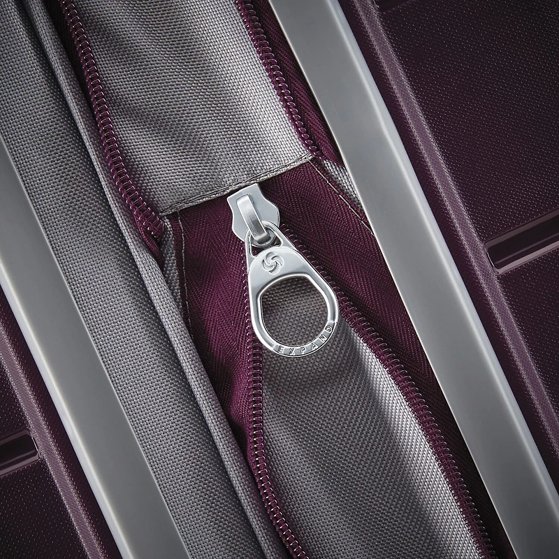 Samsonite Freeform 28 Inch Hardside Expandable Checked Spinner Luggage