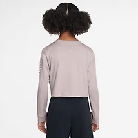 Nike Big Kid Girls Crew Neck Long Sleeve Active T-Shirt