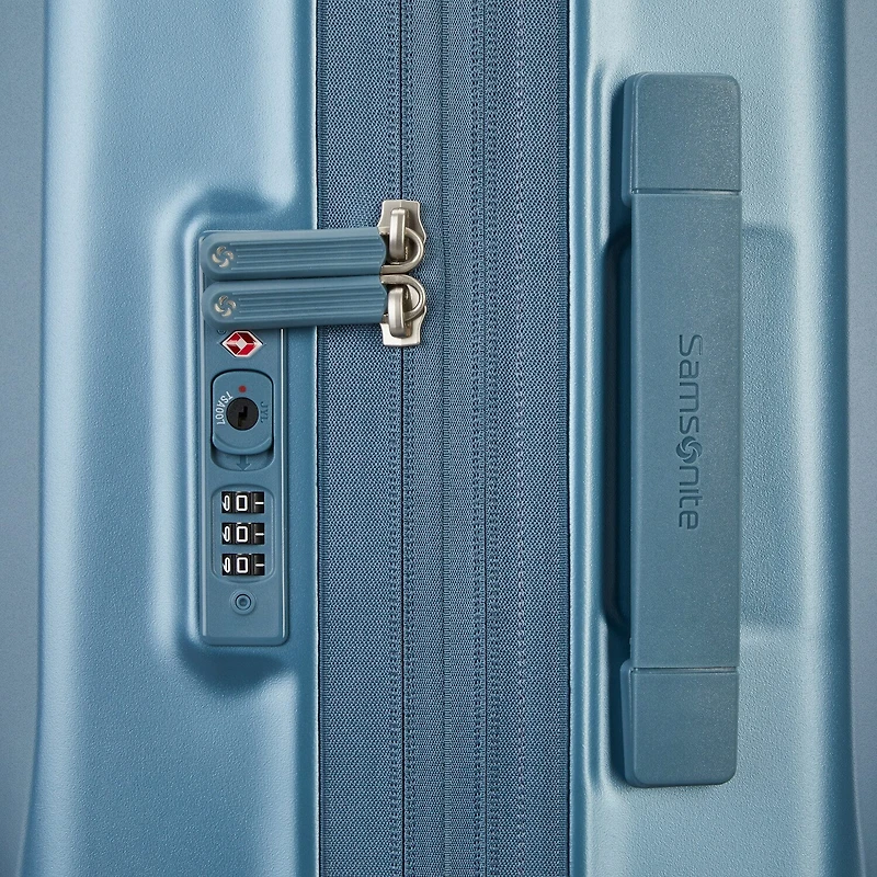Samsonite Uplift 19 Inch Hardside Carry-On Spinner Luggage