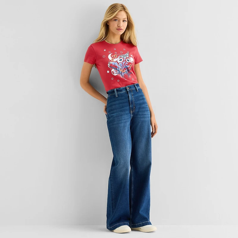 Americana Butterfly Baby Tee Womens Juniors Crew Neck Short Sleeve Fitted Graphic T-Shirt