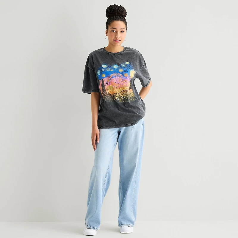 New World Starry Night Womens Juniors Crew Neck Short Sleeve Oversized Graphic T-Shirt