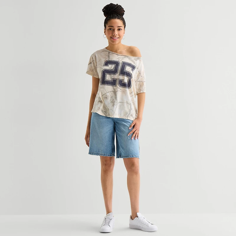 Arizona Womens Juniors Asymmetrical Neck Short Sleeve Regular Fit Graphic T-Shirt