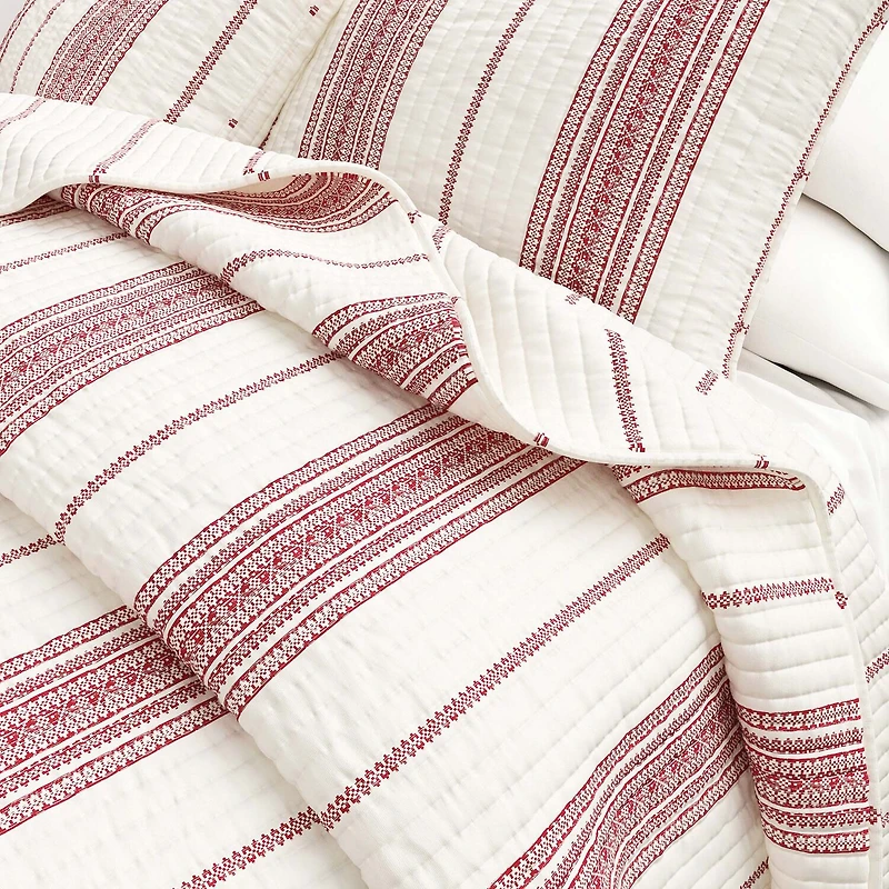 Linery Farmhouse Stripe Reversible Quilt Set