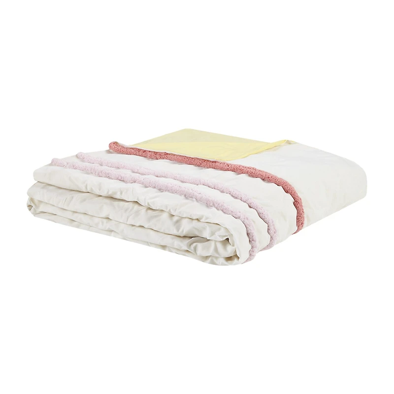 Intelligent Design Mackenzie 100% Cotton Duvet Cover Set with Decorative Pillows