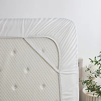 DAN RIVER® Waterproof Mattress Protector
