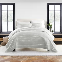 Casual Comfort Lines REVERSIBLE Quilt Set