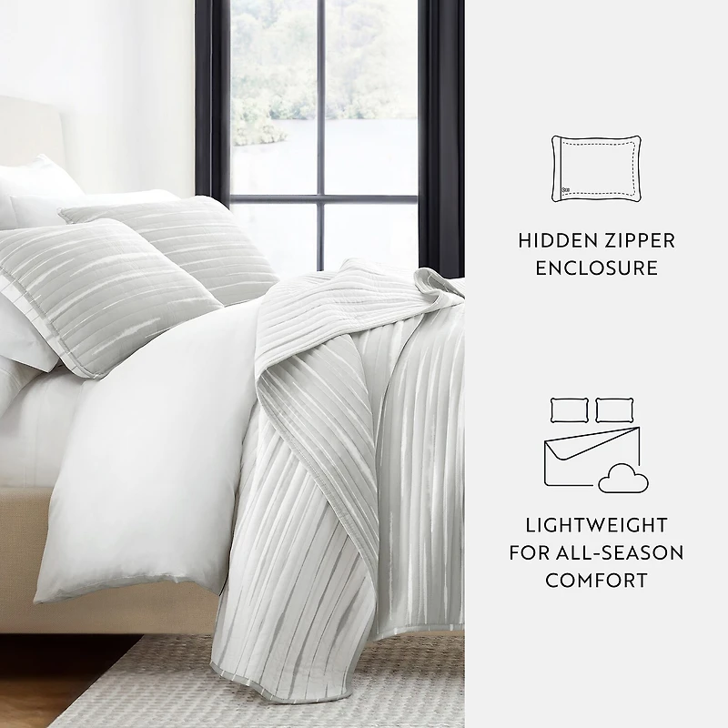 Casual Comfort Lines REVERSIBLE Quilt Set