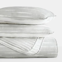 Casual Comfort Lines REVERSIBLE Quilt Set
