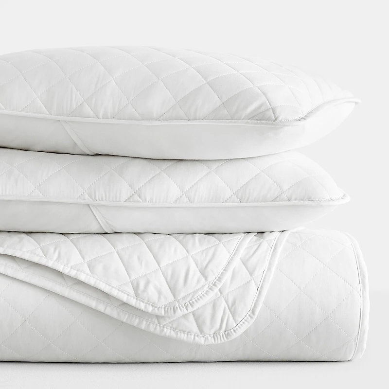 Casual Comfort Diamond Stitch Quilt Set