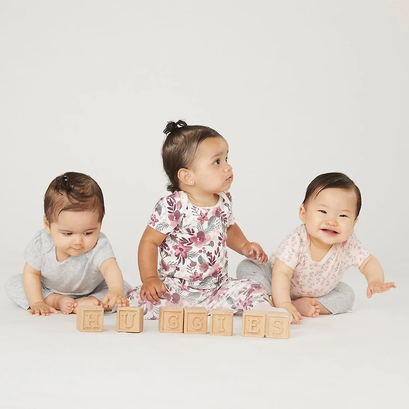Huggies Baby Girls Crew Neck Short Sleeve 3-pc. Bodysuit