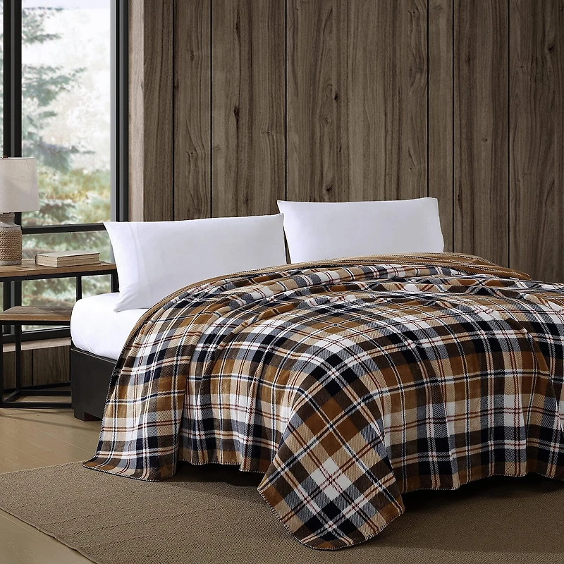 Eddie Bauer Midweight Plaid Blanket