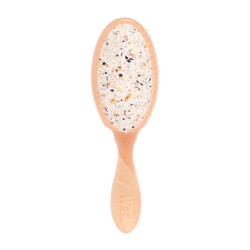 The Wet Brush Pro Pearlescent Aura Detangler
