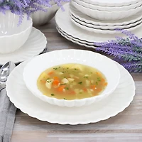 Elama Jane 16-pc. Porcelain Dinnerware Set