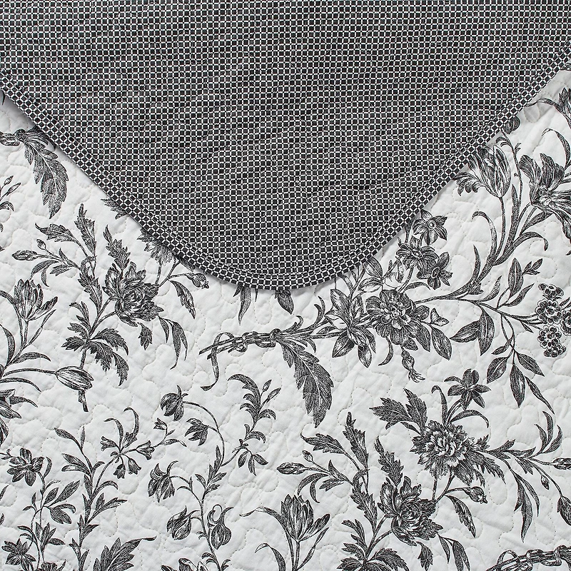Laura Ashley Amberly Quilt Set