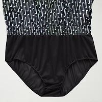 Nike Mens Big and Tall Drawstring Waist 7" Logo Swim Trunks