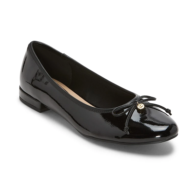 Liz Claiborne Chelsey Womens Round Closed Toe Ballet Flats