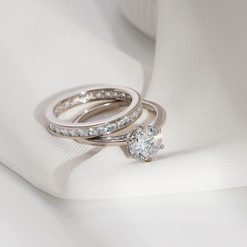 Diamonart Womens Cubic Zirconia Sterling Silver Round Side Stone Bridal Set