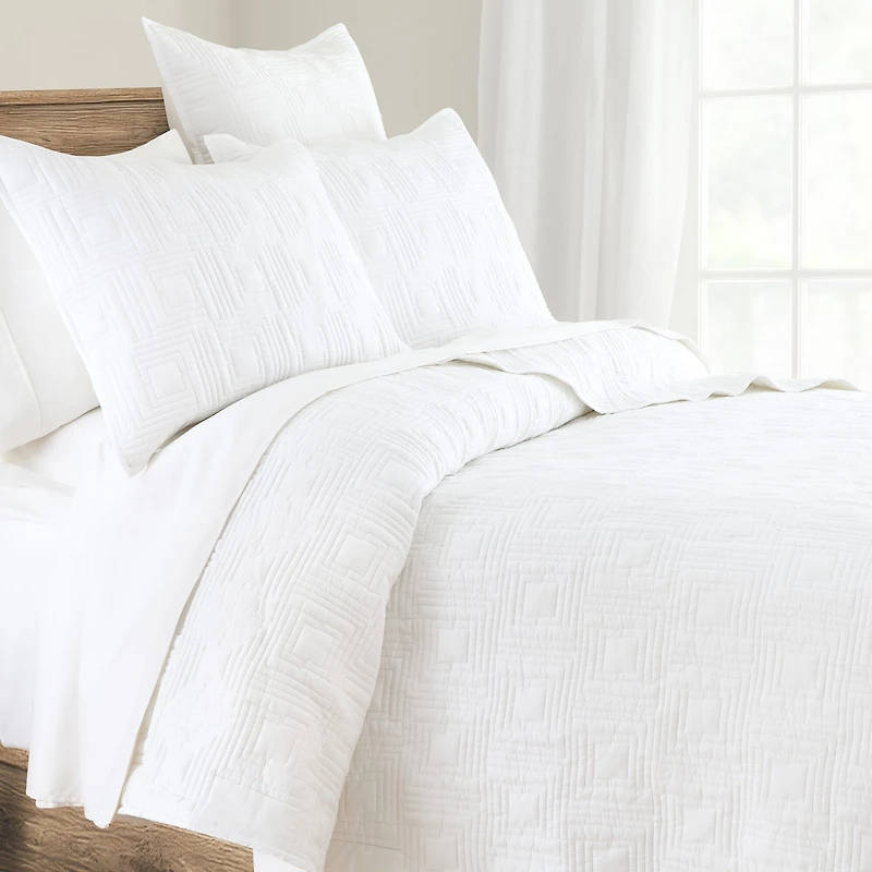 Liz Claiborne Camille Coverlet
