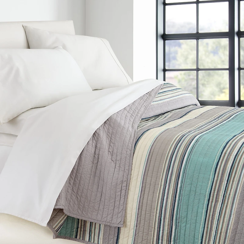 Home Expressions Reagan Stripe Quilt