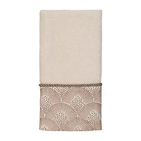 Avanti Deco Shell Ivory Embellished Bordered Bath Towel