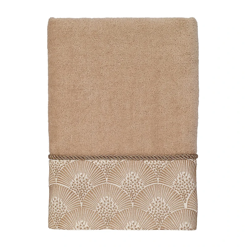 Avanti Deco Shell Rattan Embellished Bordered Bath Towel
