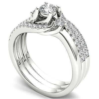 Love Lives Forever Womens 3/4 CT. T.W. Natural White Diamond 14K Gold Round Side Stone 3-Stone Bridal Set