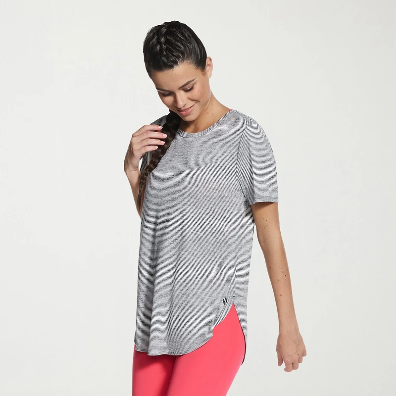 Skechers Women's GO DRI SWIFT Tunic Tee