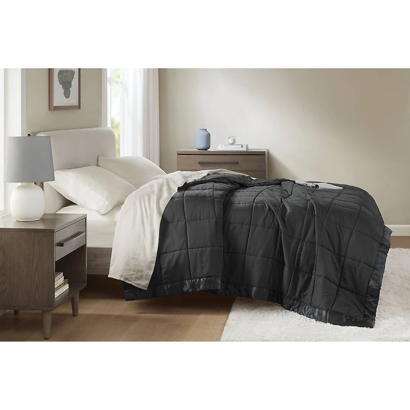 Madison Park Prospect Lightweight Down Alternative Blanket with Satin Trim