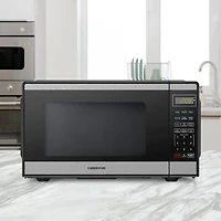 Farberware 0.9 Cu. Ft. Countertop Microwave Oven