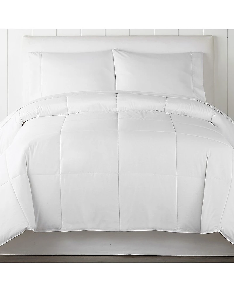 Home Expressions Light Warmth Down Alternative Comforter