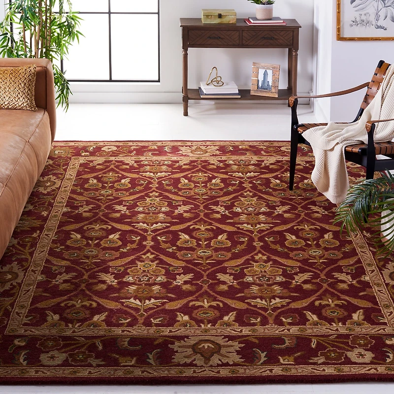 Safavieh Hedley Traditional Rugs