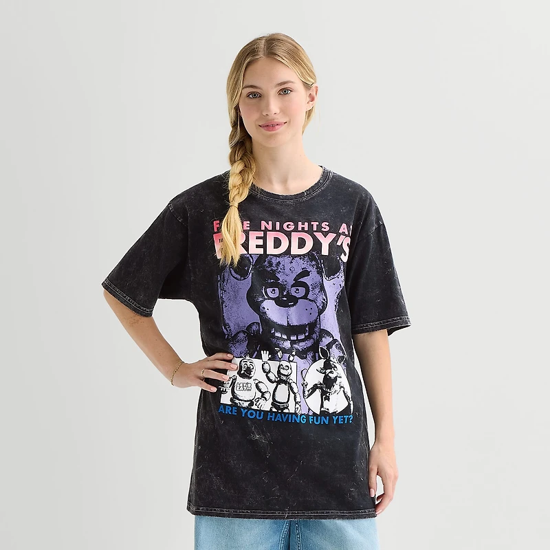 Womens Juniors Crew Neck Elbow Sleeve Oversized Five Nights at Freddys Graphic T-Shirt