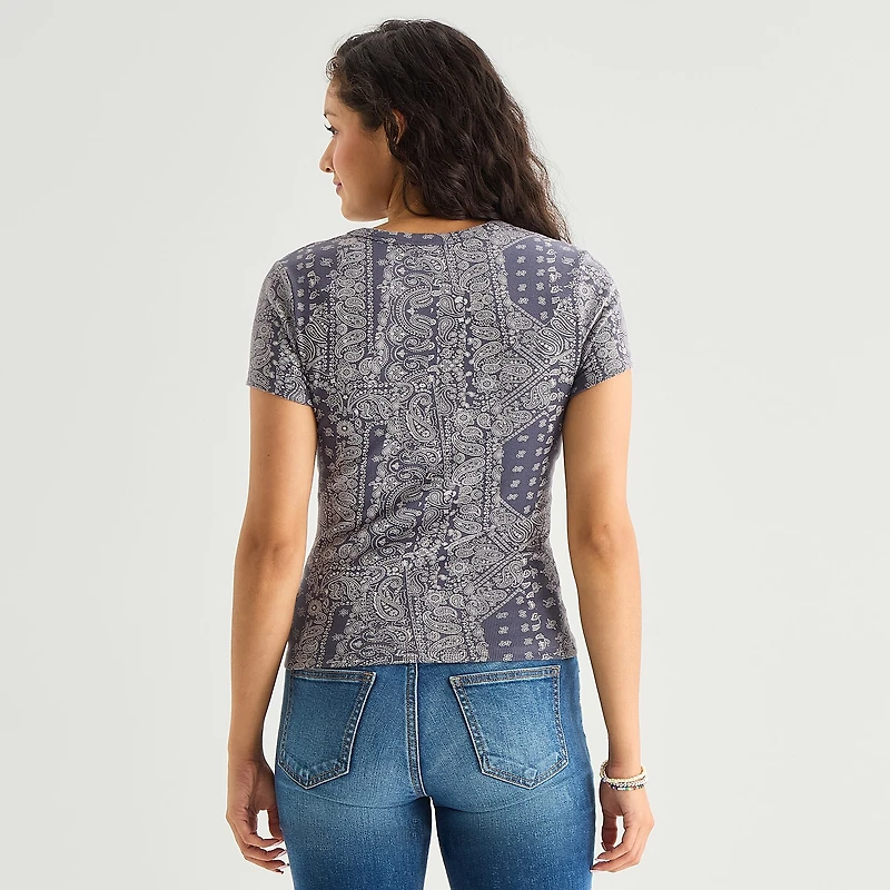 Arizona Womens Juniors Crew Neck Short Sleeve Regular Fit Graphic T-Shirt