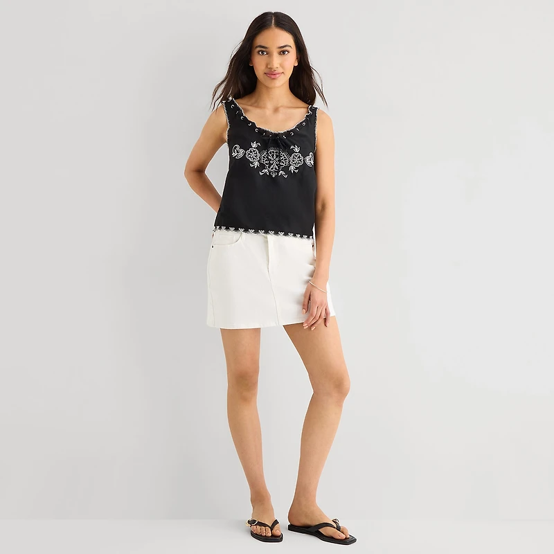 a.n.a Womens Scoop Neck Sleeveless Embroidered Pintucked Camisole