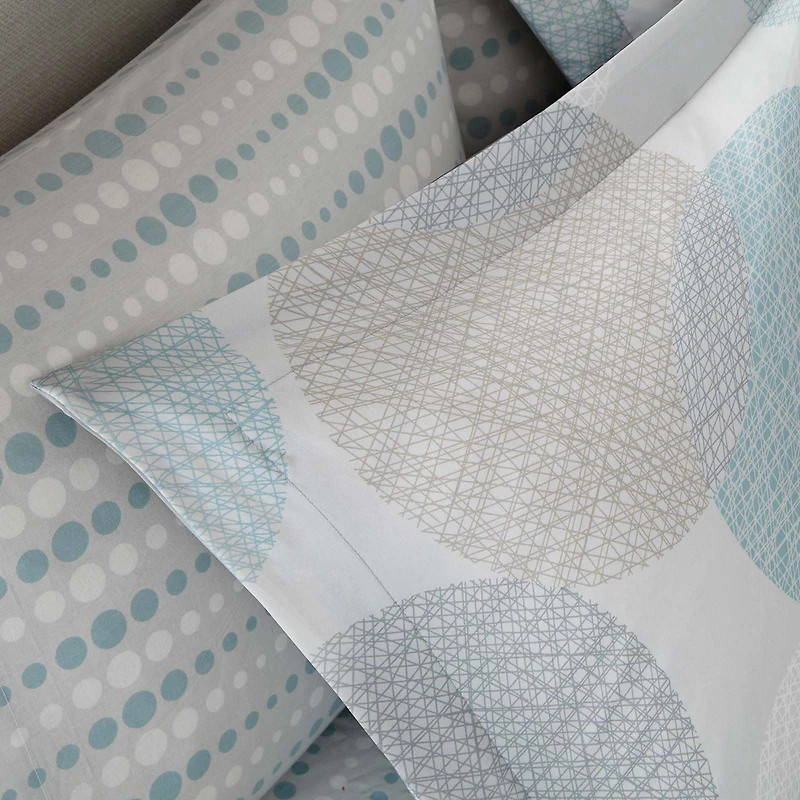Madison Park Essentials Glendale Complete Bedding Set with Sheets
