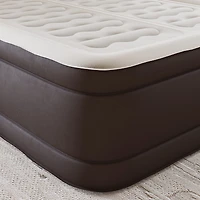 Beautyrest Silver Duet 18-Inch Queen Air Mattress With Built-In Pump