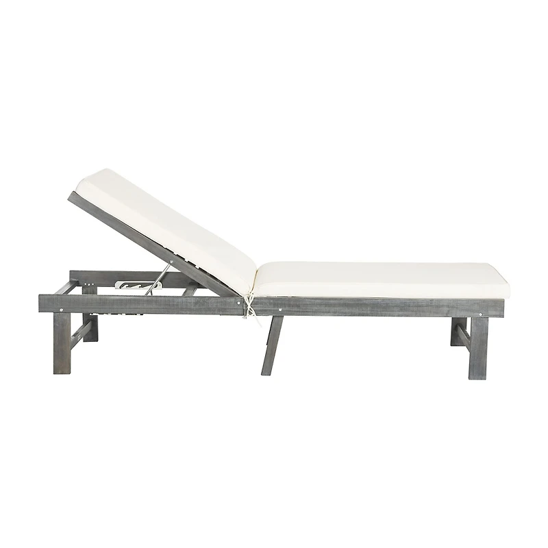 Safavieh Inglewood Lounge Chair