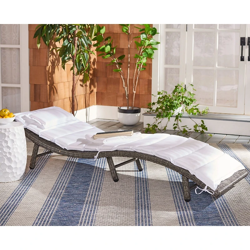 Safavieh Colley Lounge Chair