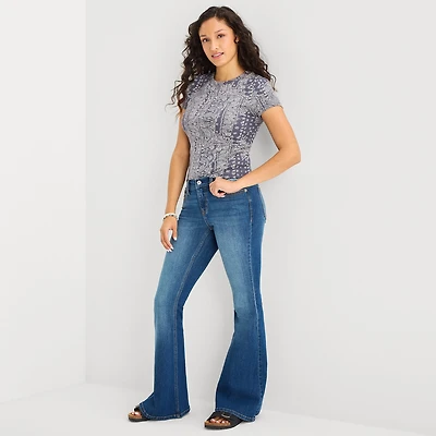 Arizona Womens Juniors Low Rise Flare Leg Jean