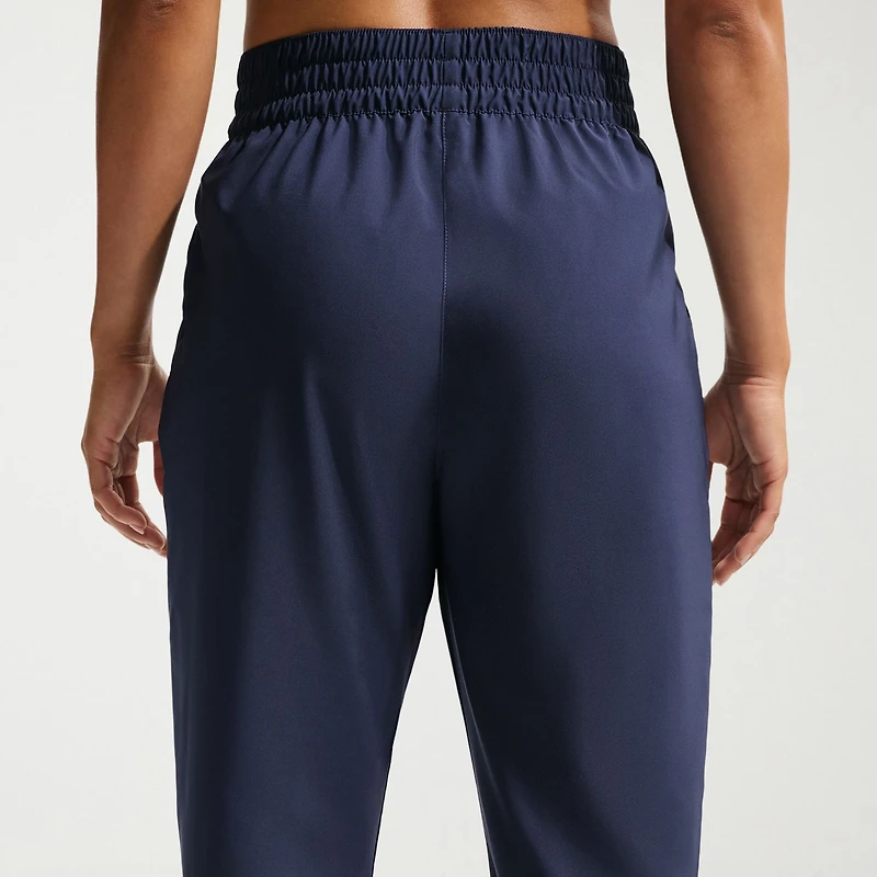Nike Womens Cinched Mid Rise Regular Fit Active Jogger Pant