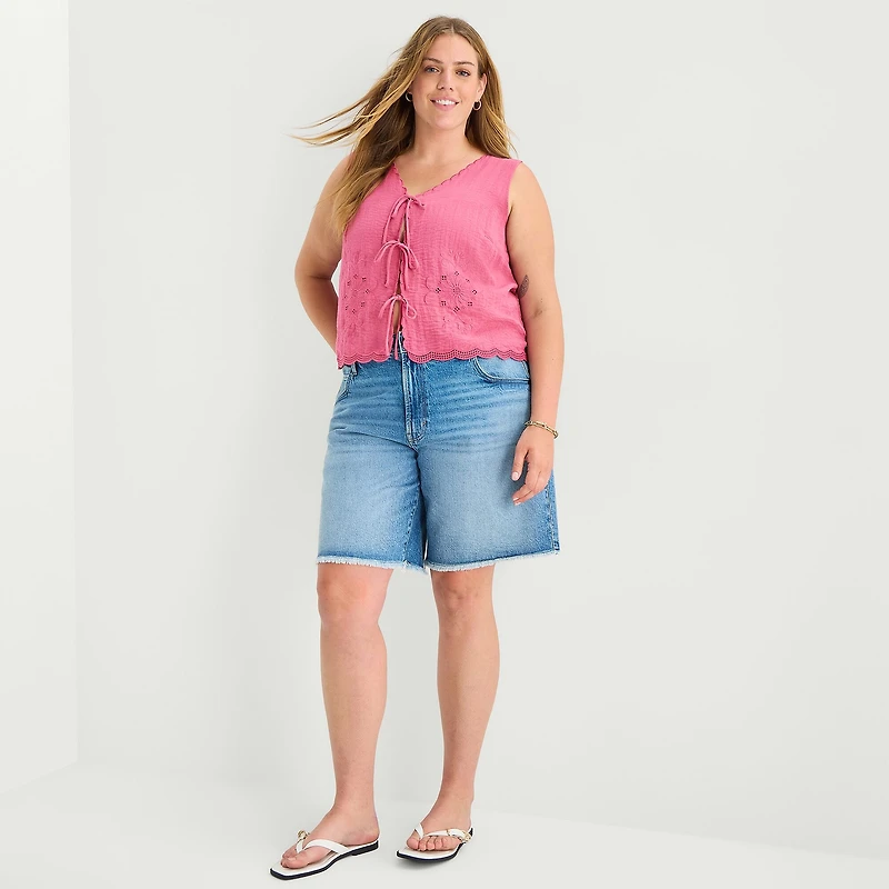 a.n.a Womens Plus V Neck Sleeveless Embroidered Vest