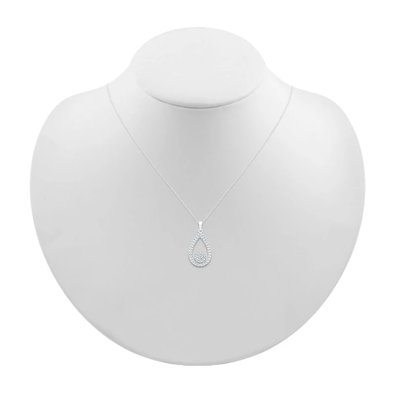 Teardrop Womens / CT. T.W. Natural White Diamond 10K Gold Pear 18 Inch Pendant Necklace