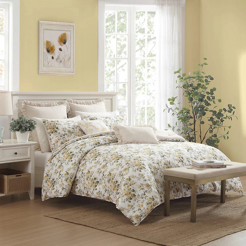 Laura Ashley Roses Midweight Comforter Set
