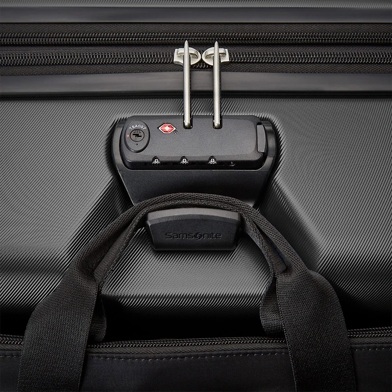 Samsonite Swerv 3.0 21 Inch Hardside Carry-On Spinner Luggage