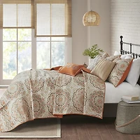 Madison Park Moraga 6-Pc Reversible Quilt Set With Throw Pillows