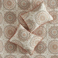 Madison Park Moraga 6-Pc Reversible Quilt Set With Throw Pillows