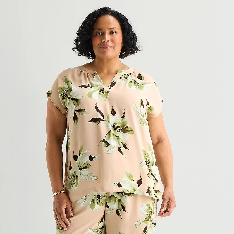 Liz Claiborne Womens Plus Split Crew Neck Short Sleeve Satin Blouse